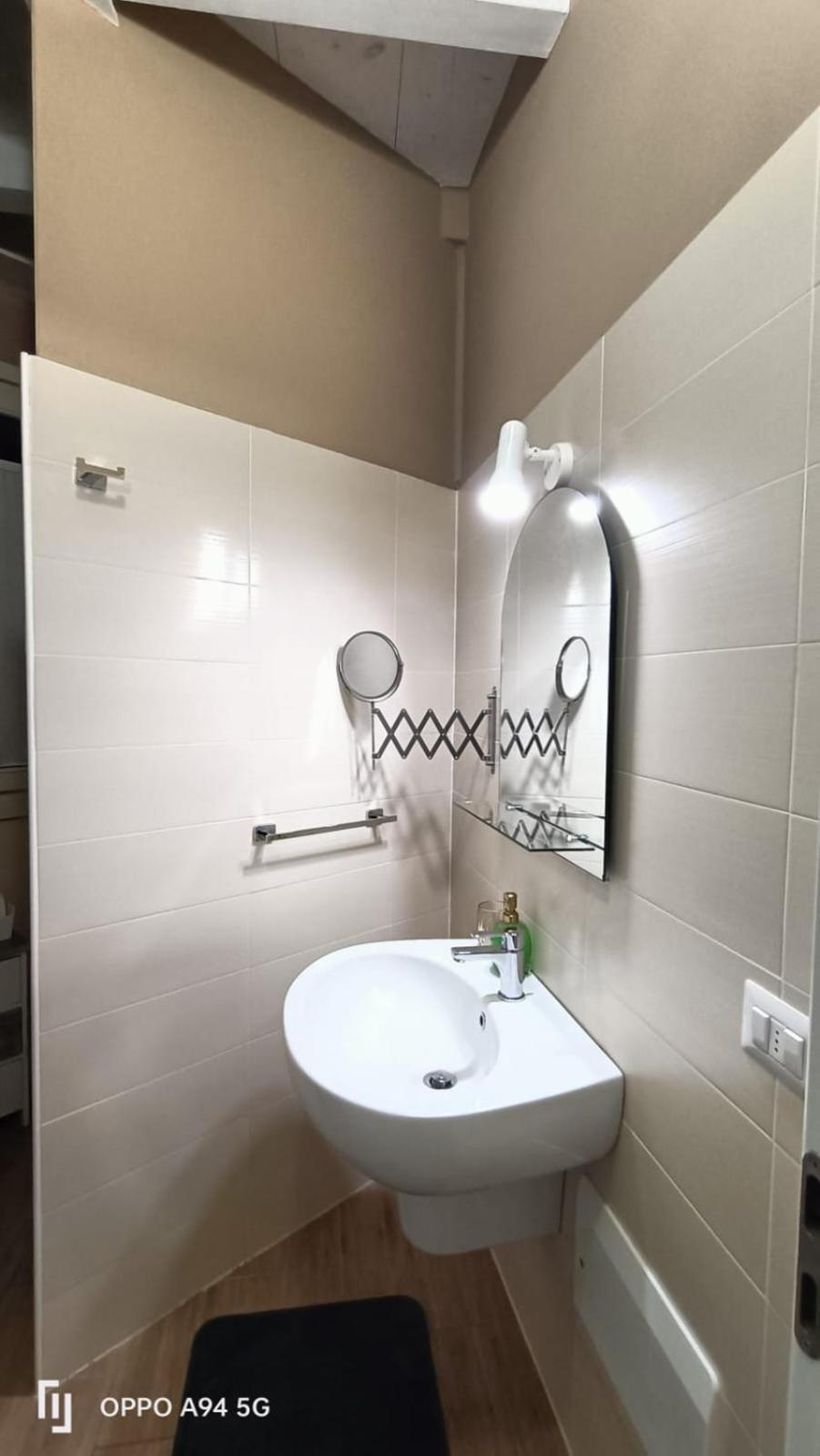מלון בורגומאנרו Il Cortile Friendly House מראה חיצוני תמונה