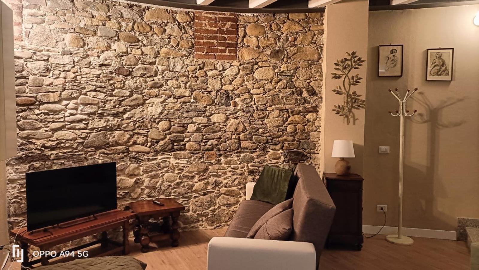 מלון בורגומאנרו Il Cortile Friendly House מראה חיצוני תמונה